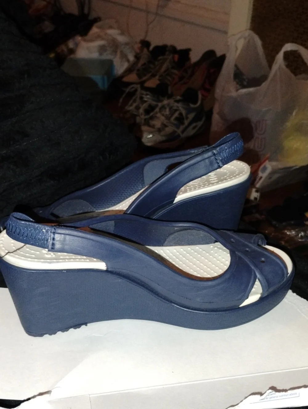 CROCS NAVY BLUE PEEP TOE SLING BACK WEDGE SANDALS EXCELLENT CONDITION